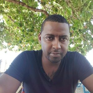 Meet your Posher, Jean max